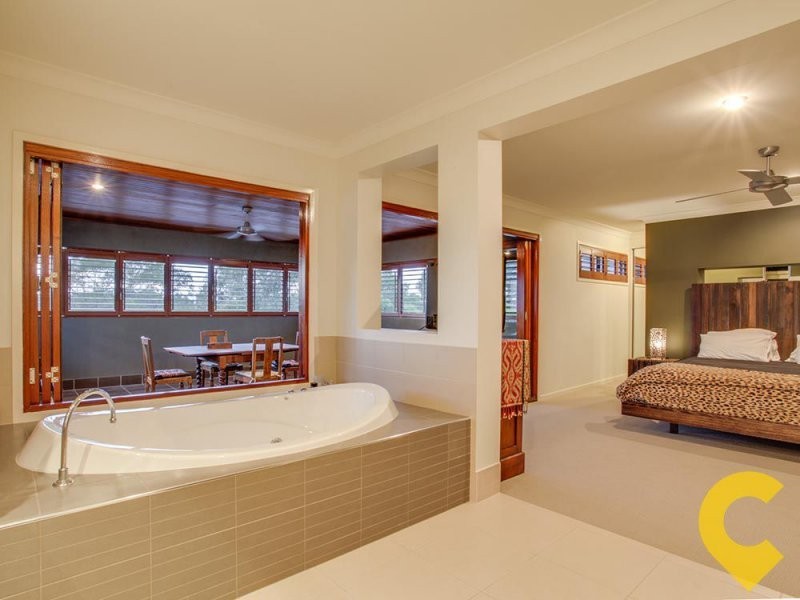 5 Nicklaus Parade, North Lakes QLD 4509