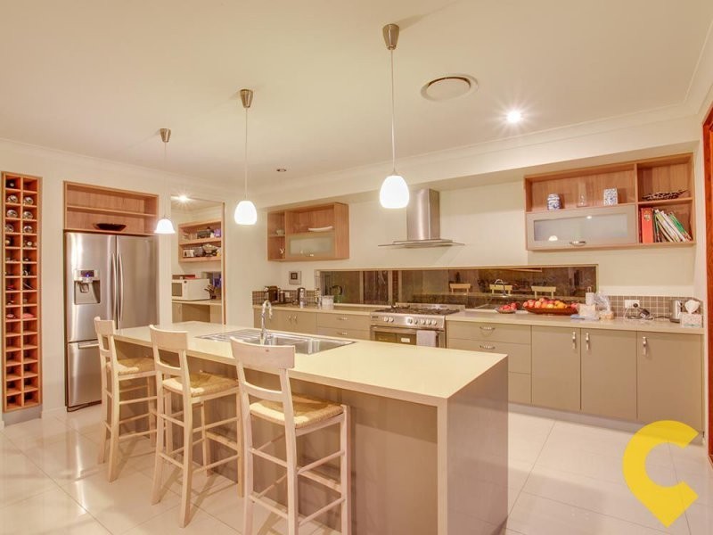 5 Nicklaus Parade, North Lakes QLD 4509