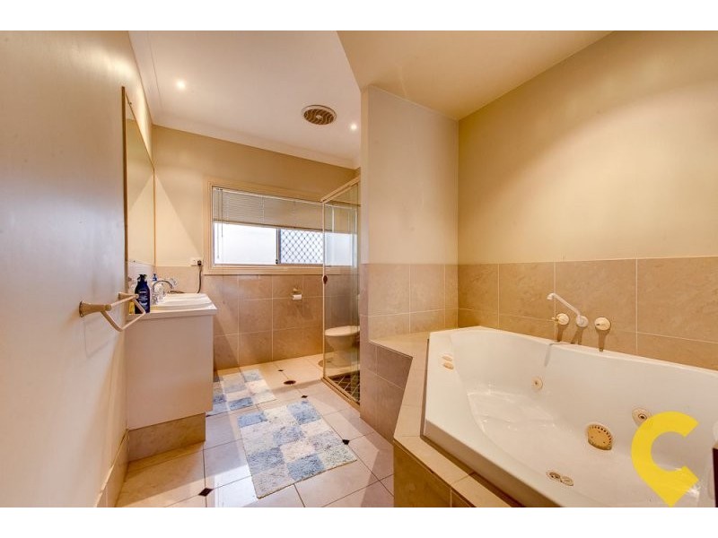 31 Balmoral Place, Forest Lake QLD 4078