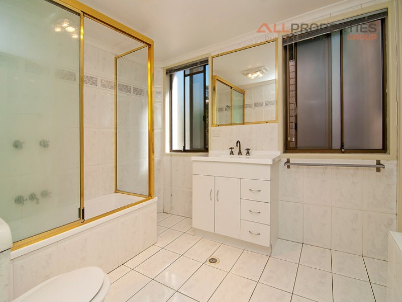 230 Forestdale Drive, Forestdale QLD 4118