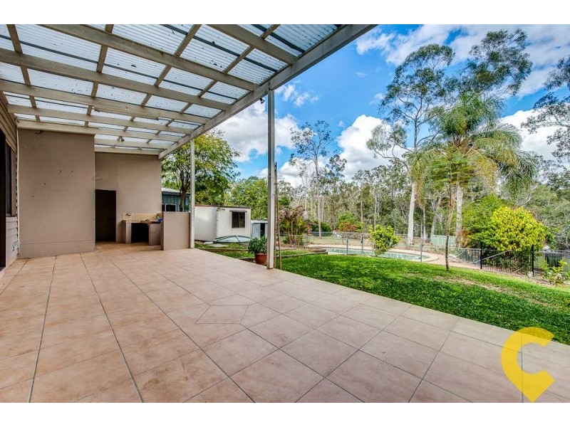 230 Forestdale Drive, Forestdale QLD 4118