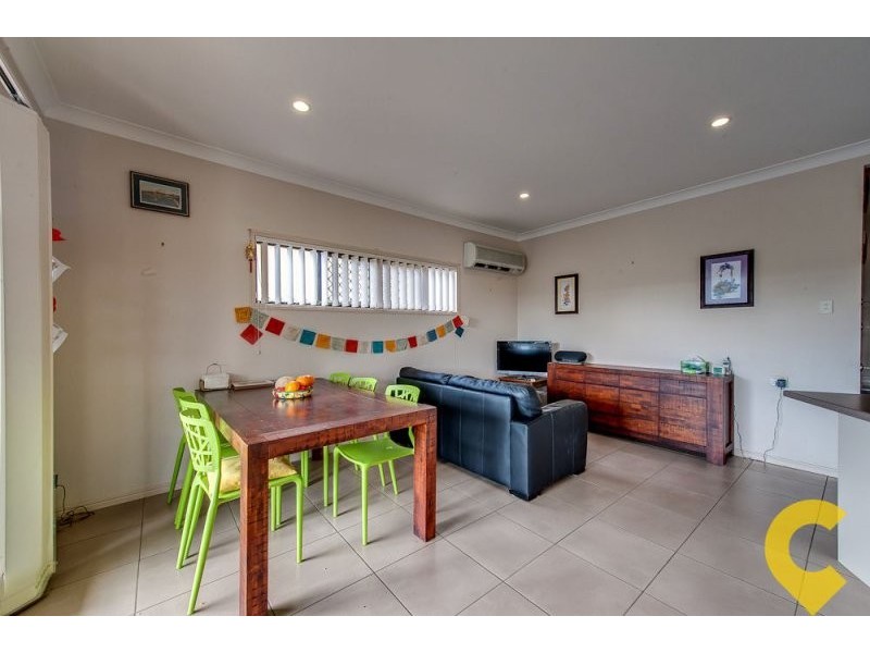 32 Emerald Cresent, Springfield QLD 4300