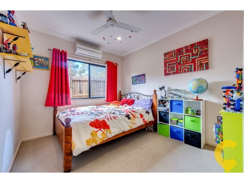 32 Emerald Cresent, Springfield QLD 4300