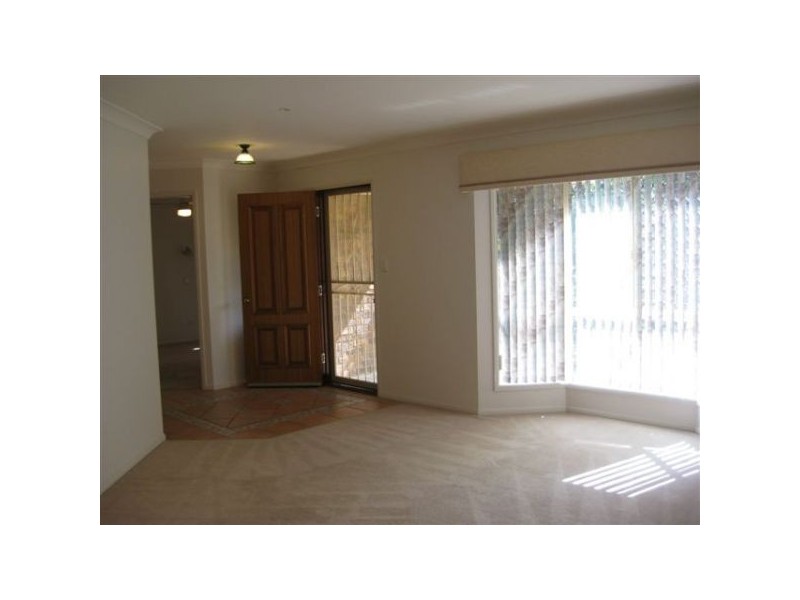 9 Stallone Circuit, Mcdowall QLD 4053