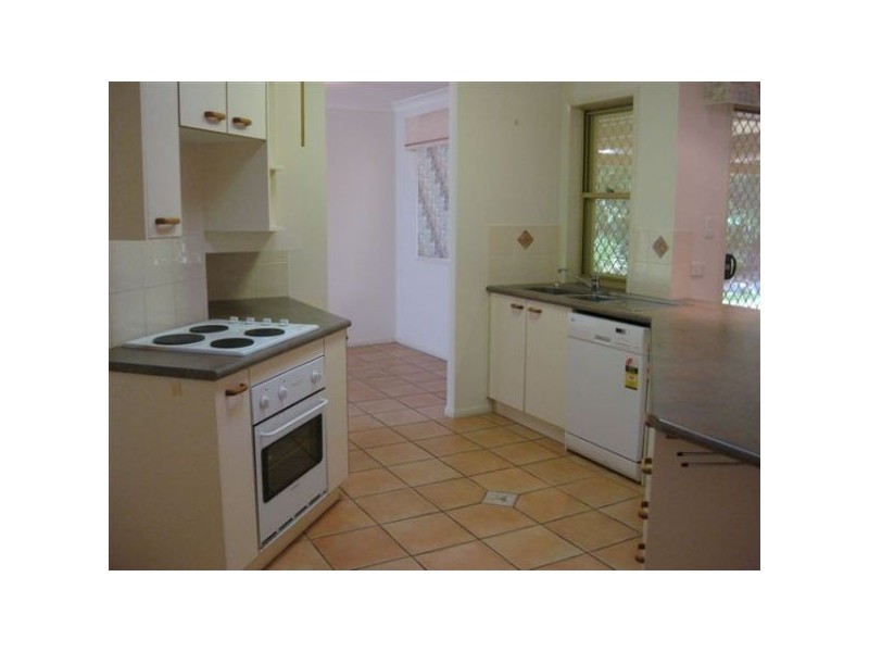 9 Stallone Circuit, Mcdowall QLD 4053