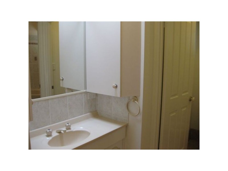 9 Stallone Circuit, Mcdowall QLD 4053