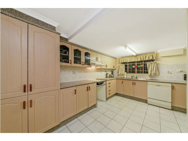 18 Craigslea Street, Chermside West QLD 4032