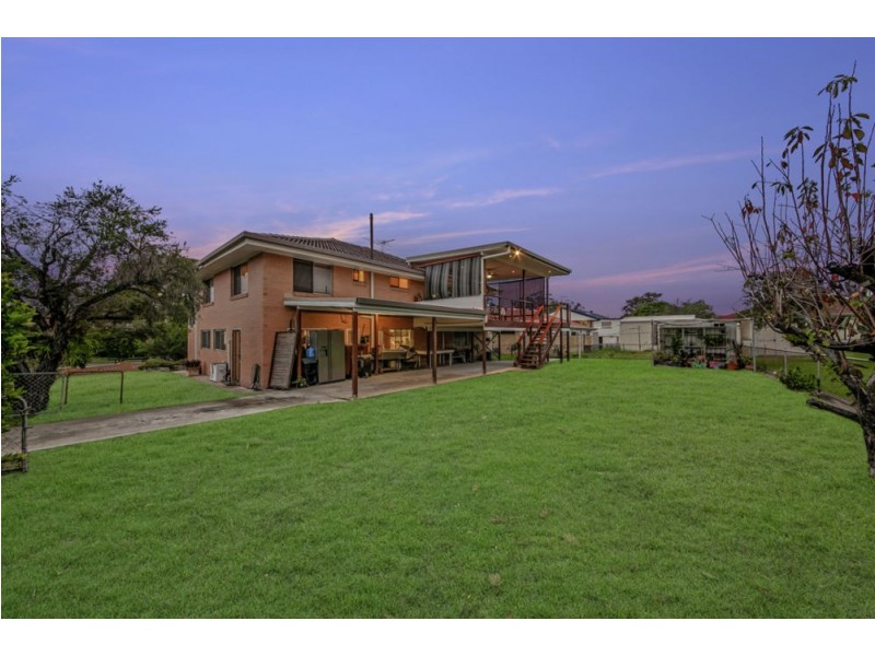 18 Craigslea Street, Chermside West QLD 4032