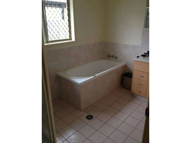 71 Sanctuary Drive, Forest Lake QLD 4078