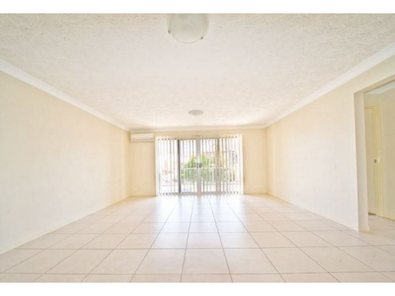 8/2a White Street, Everton Park QLD 4053