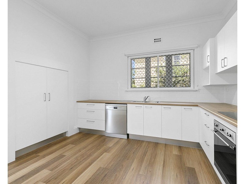 48 Finsbury Street, Newmarket QLD 4051