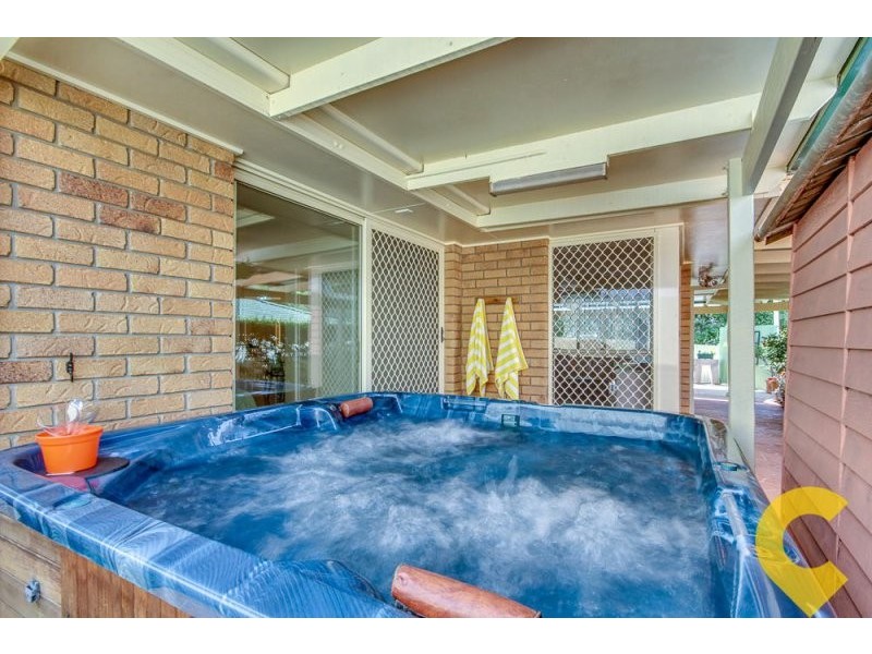 8 Chital Place, Chermside West QLD 4032