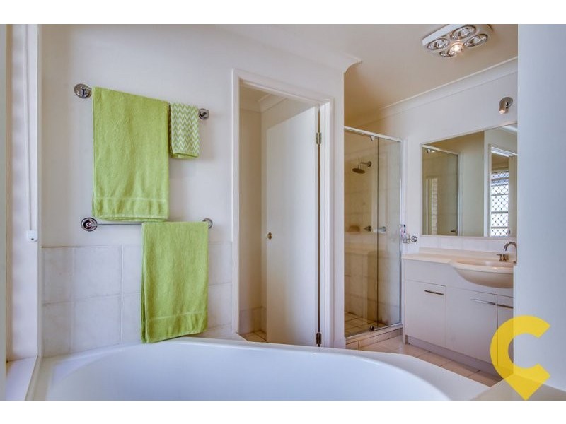 8 Chital Place, Chermside West QLD 4032