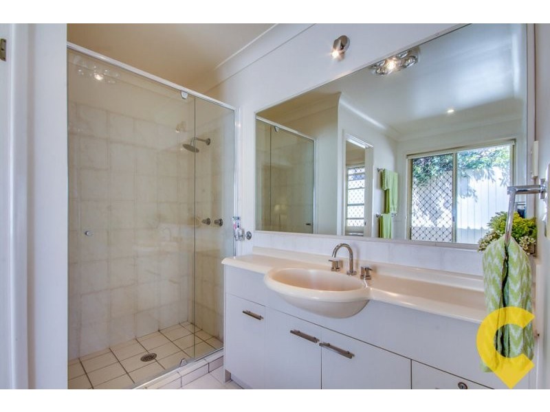 8 Chital Place, Chermside West QLD 4032