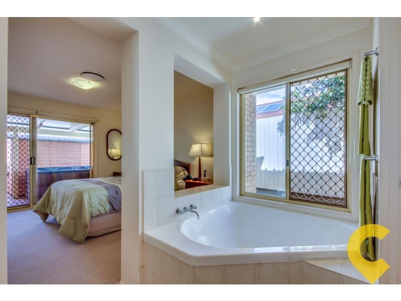 8 Chital Place, Chermside West QLD 4032