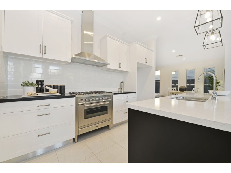 7 Dora Street, Hendra QLD 4011