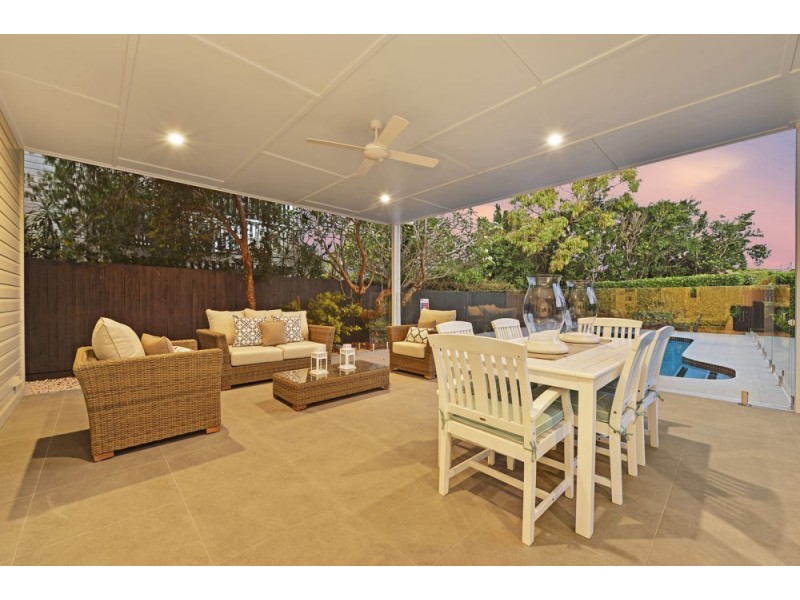 7 Dora Street, Hendra QLD 4011