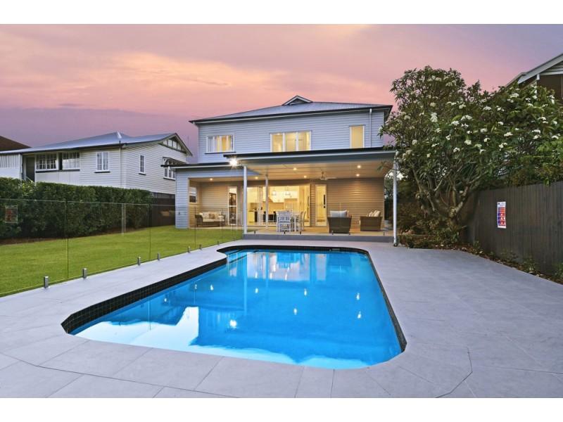 7 Dora Street, Hendra QLD 4011