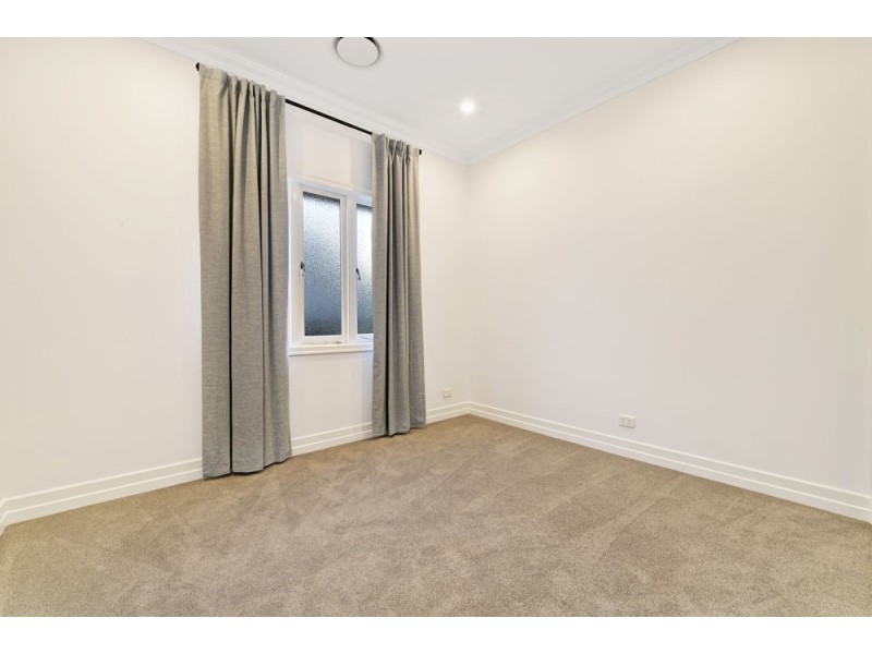 7 Dora Street, Hendra QLD 4011