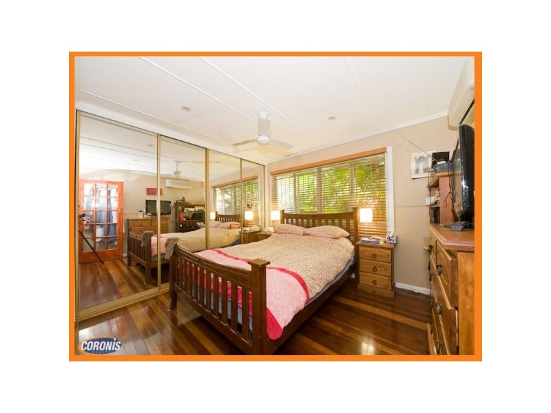 9 Ringrose Street, Stafford Heights QLD 4053