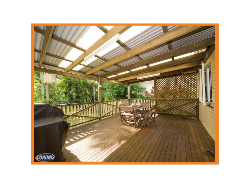 9 Ringrose Street, Stafford Heights QLD 4053