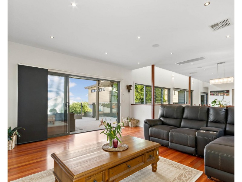 52 Zeehan Street, Wavell Heights QLD 4012