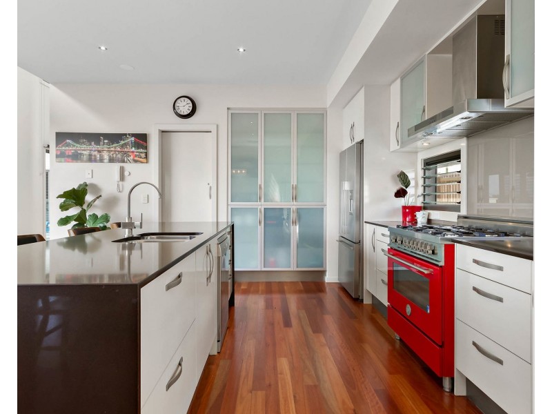 52 Zeehan Street, Wavell Heights QLD 4012