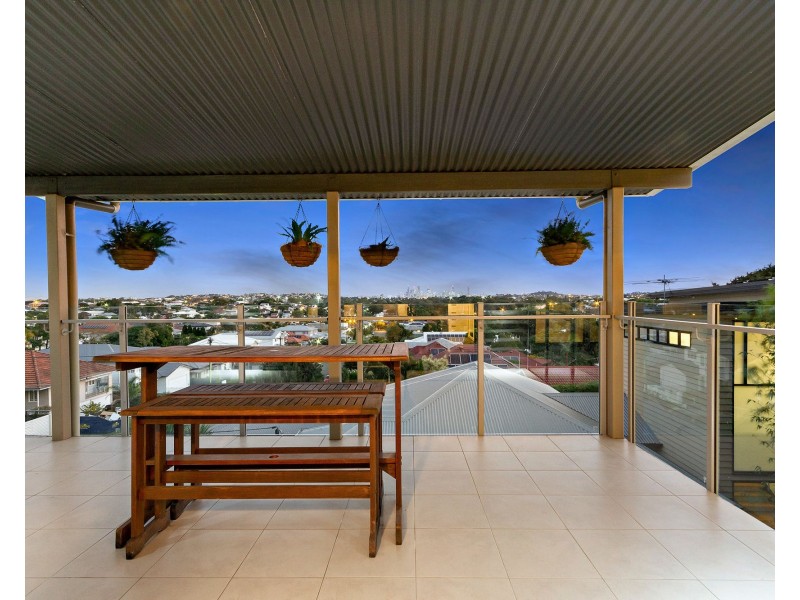52 Zeehan Street, Wavell Heights QLD 4012