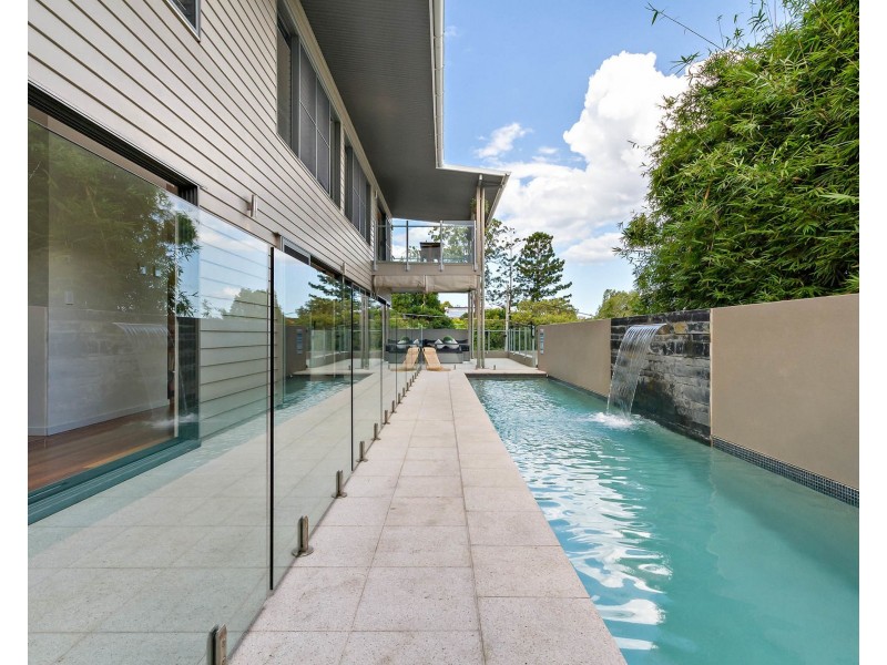 52 Zeehan Street, Wavell Heights QLD 4012