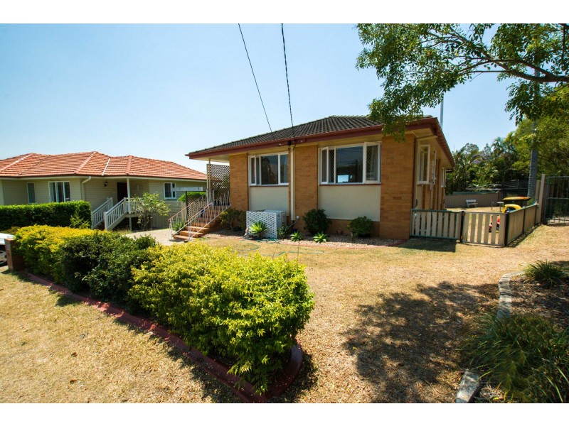 12 Besson Street, Stafford Heights QLD 4053