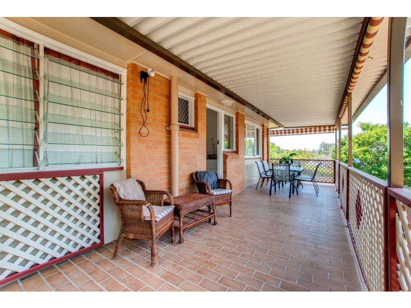12 Besson Street, Stafford Heights QLD 4053