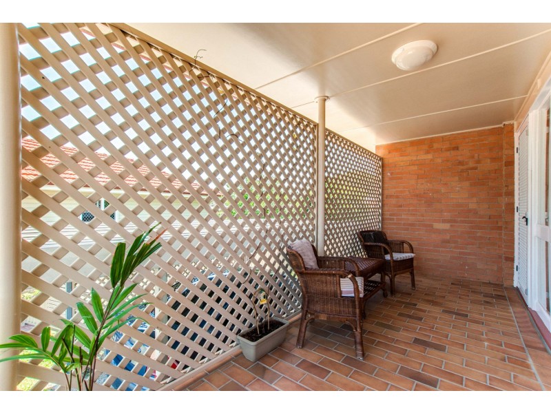 12 Besson Street, Stafford Heights QLD 4053