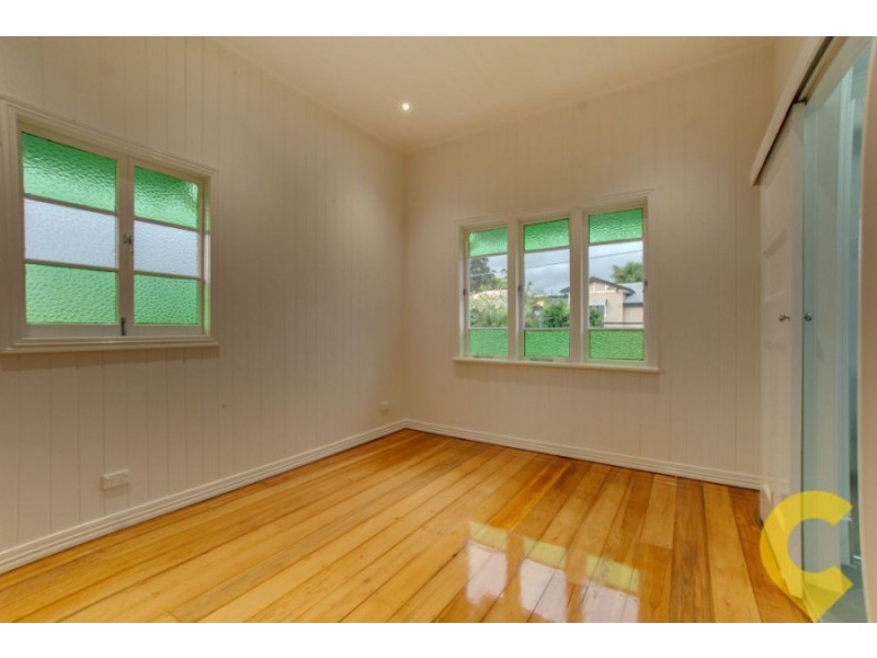 31 Fraser Street, Wooloowin QLD 4030