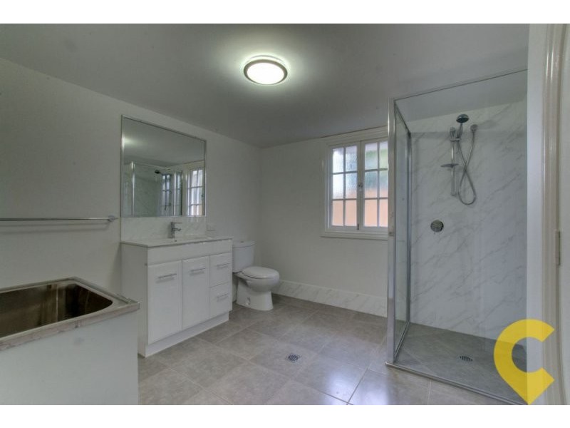 31 Fraser Street, Wooloowin QLD 4030