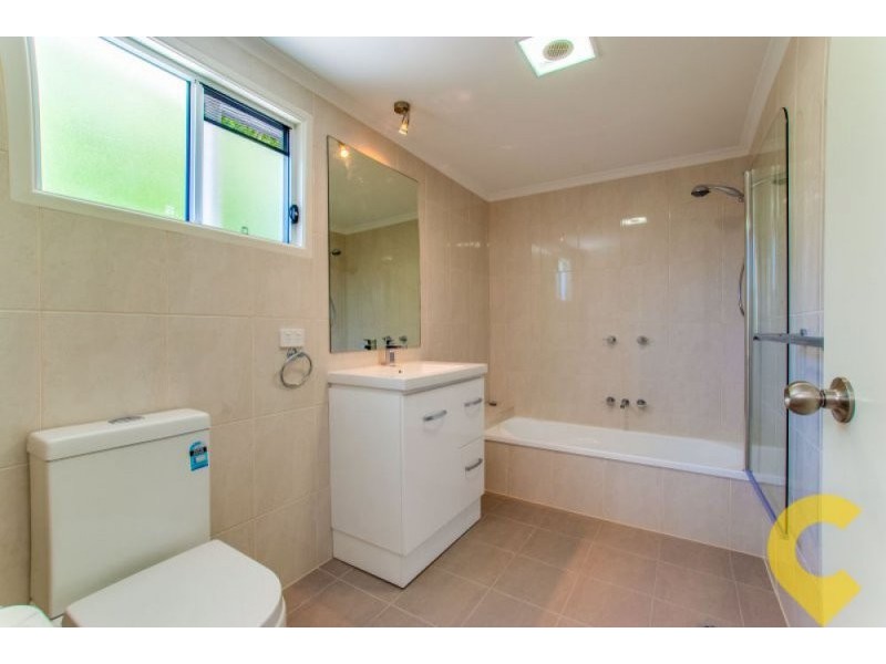 20 Chingford Street, Chermside West QLD 4032