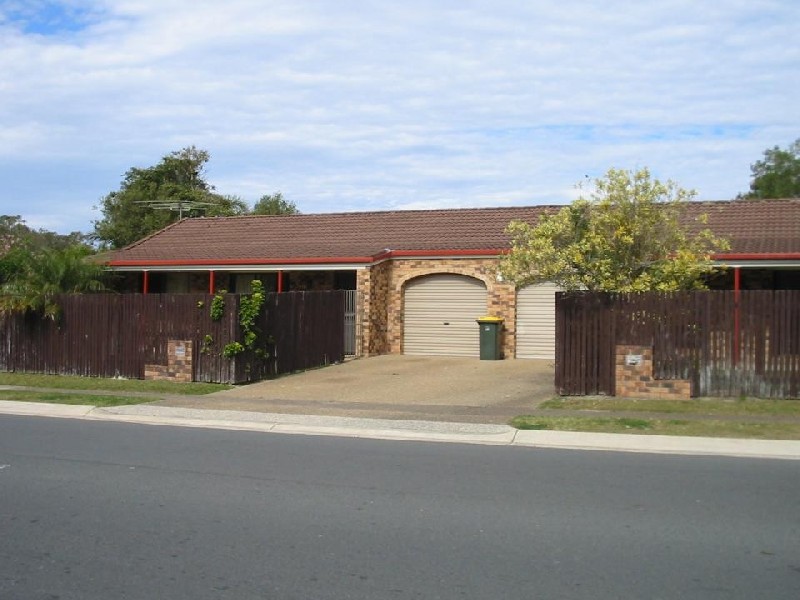 1/4 Conavalla Street, Ferny Grove QLD 4055