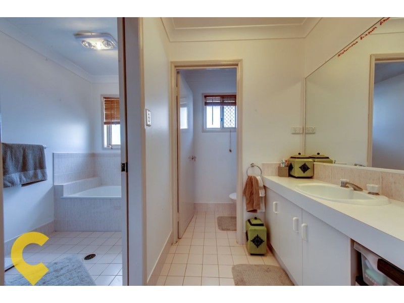 5 Noumea Place, Forest Lake QLD 4078