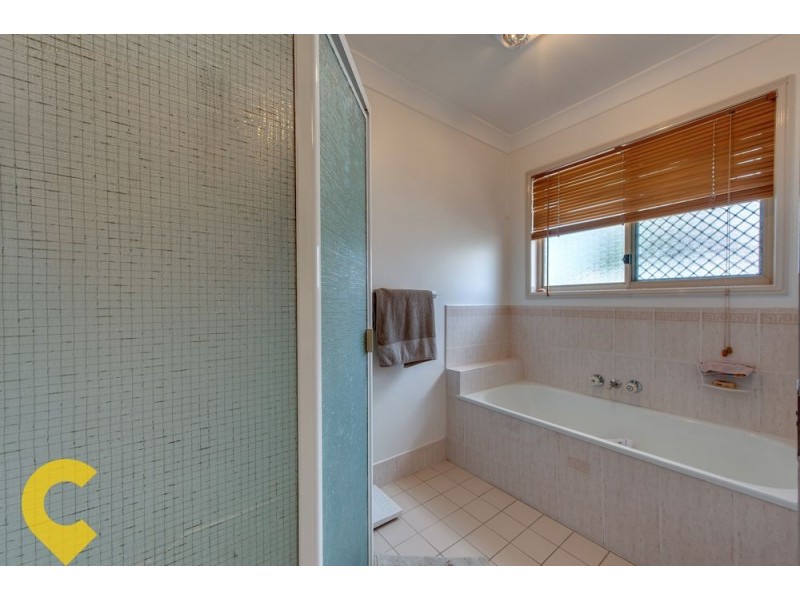 5 Noumea Place, Forest Lake QLD 4078