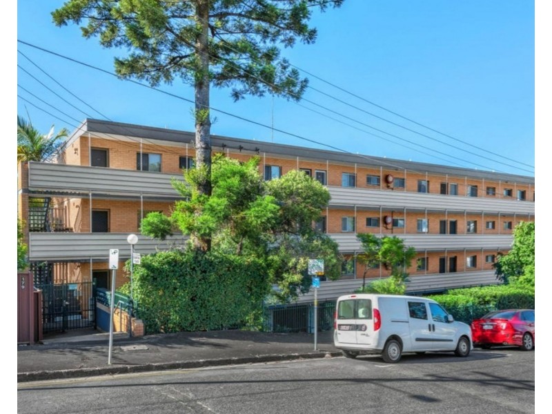 16/179 Kennigo Street, Spring Hill QLD 4000
