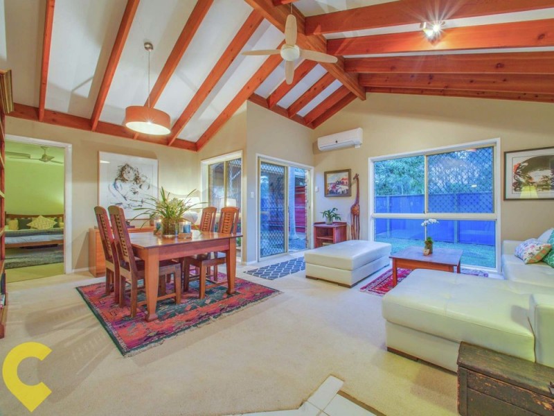 2 Donatello Street, Fig Tree Pocket QLD 4069