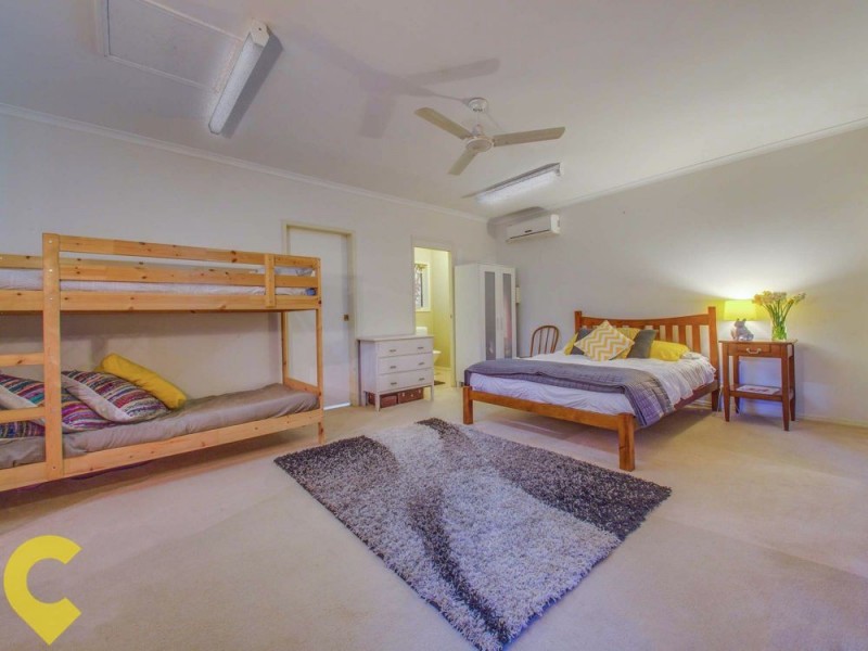 2 Donatello Street, Fig Tree Pocket QLD 4069