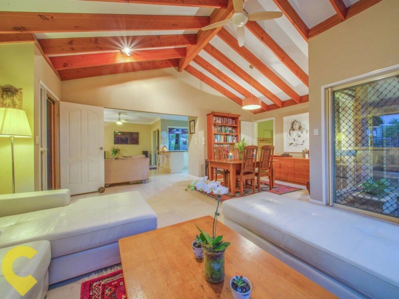 2 Donatello Street, Fig Tree Pocket QLD 4069
