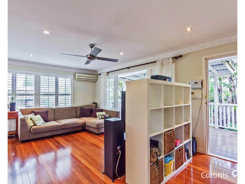 22 Rutherford Street, Stafford Heights QLD 4053