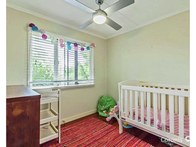 22 Rutherford Street, Stafford Heights QLD 4053