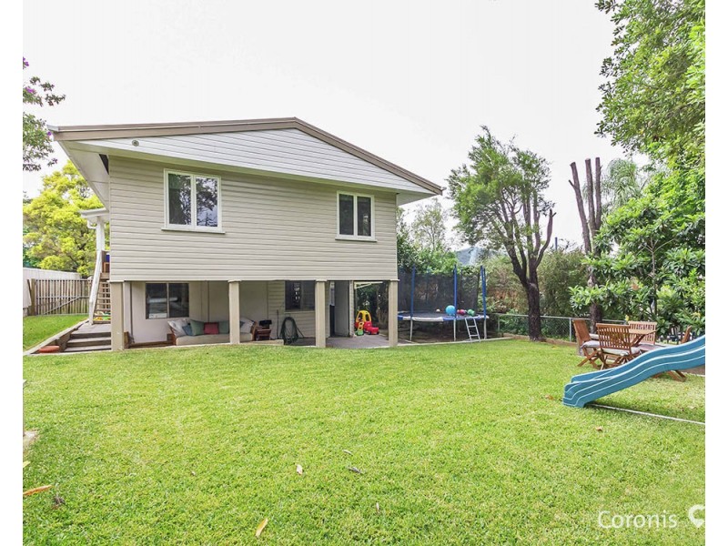 22 Rutherford Street, Stafford Heights QLD 4053