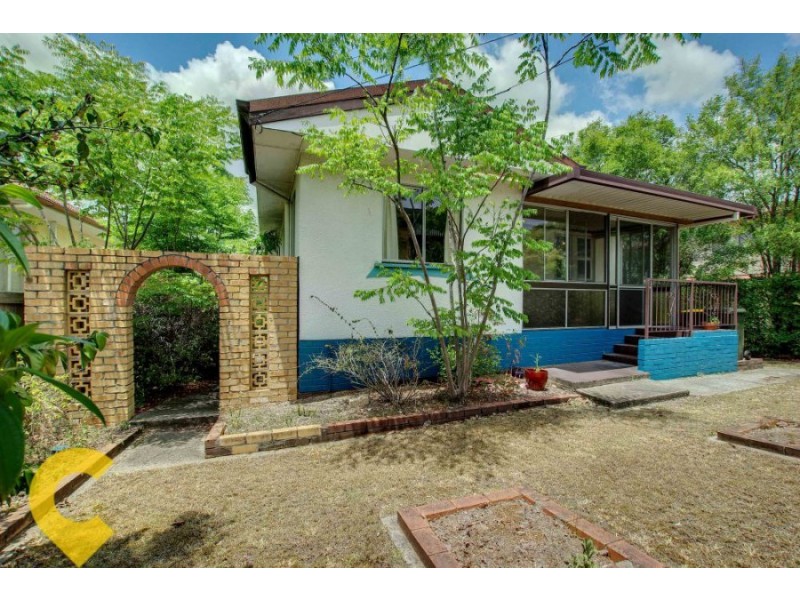 38 Gordon Parade, Everton Park QLD 4053