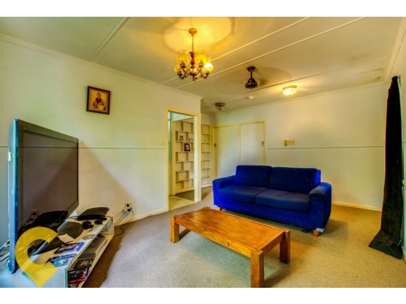 38 Gordon Parade, Everton Park QLD 4053