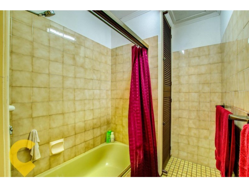 38 Gordon Parade, Everton Park QLD 4053