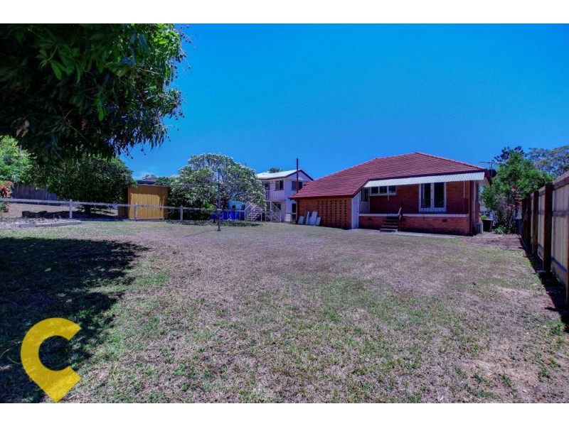 16 Gatwick Street, Stafford Heights QLD 4053