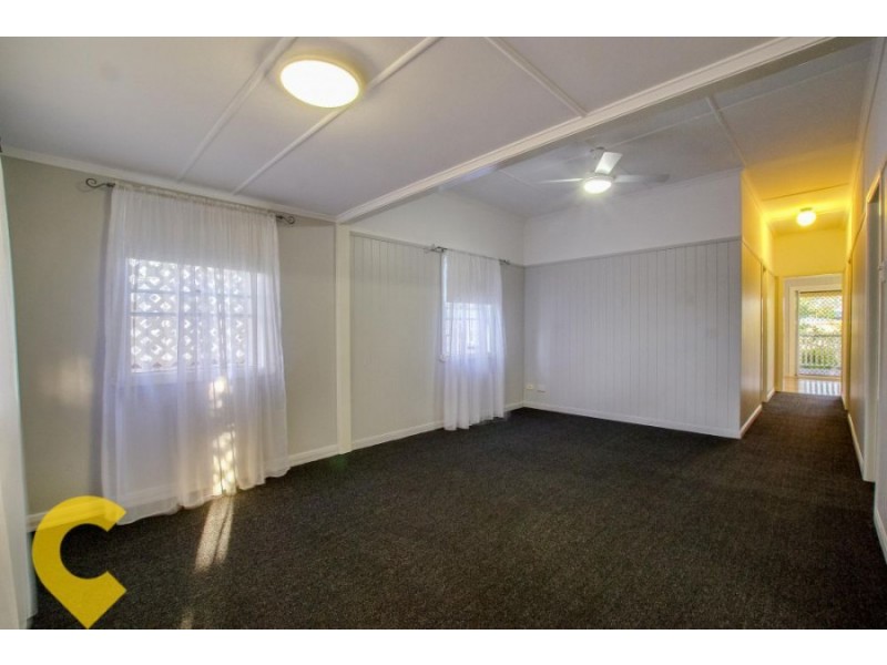 33a Smith Street, Deagon QLD 4017